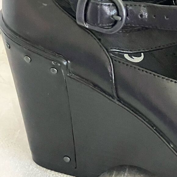 New Dansko Franka Black Leather Wedge Bootie Heels Z2014* Size 7 US / 37 EUR - Picture 3 of 9